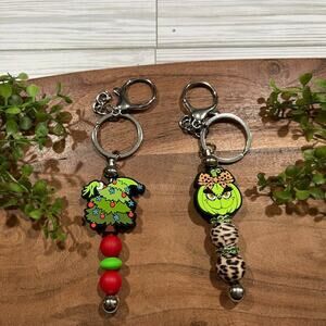 Grinch Bar Keychains in Festive Tree and Leopard Beads for Holiday Gifts